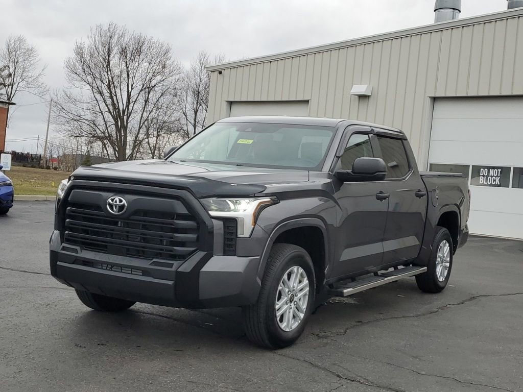 Used 2023 Toyota Tundra SR image 3