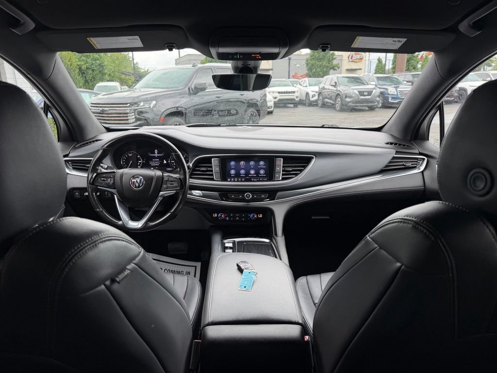 Used 2022 Buick Enclave Premium AWD/4WD image 19