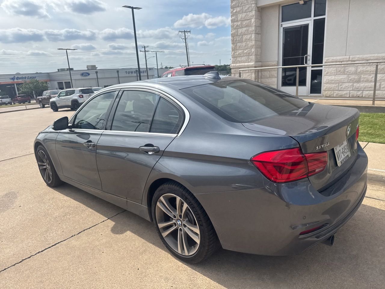 Used 2017 BMW 340i Sedan RWD image 6