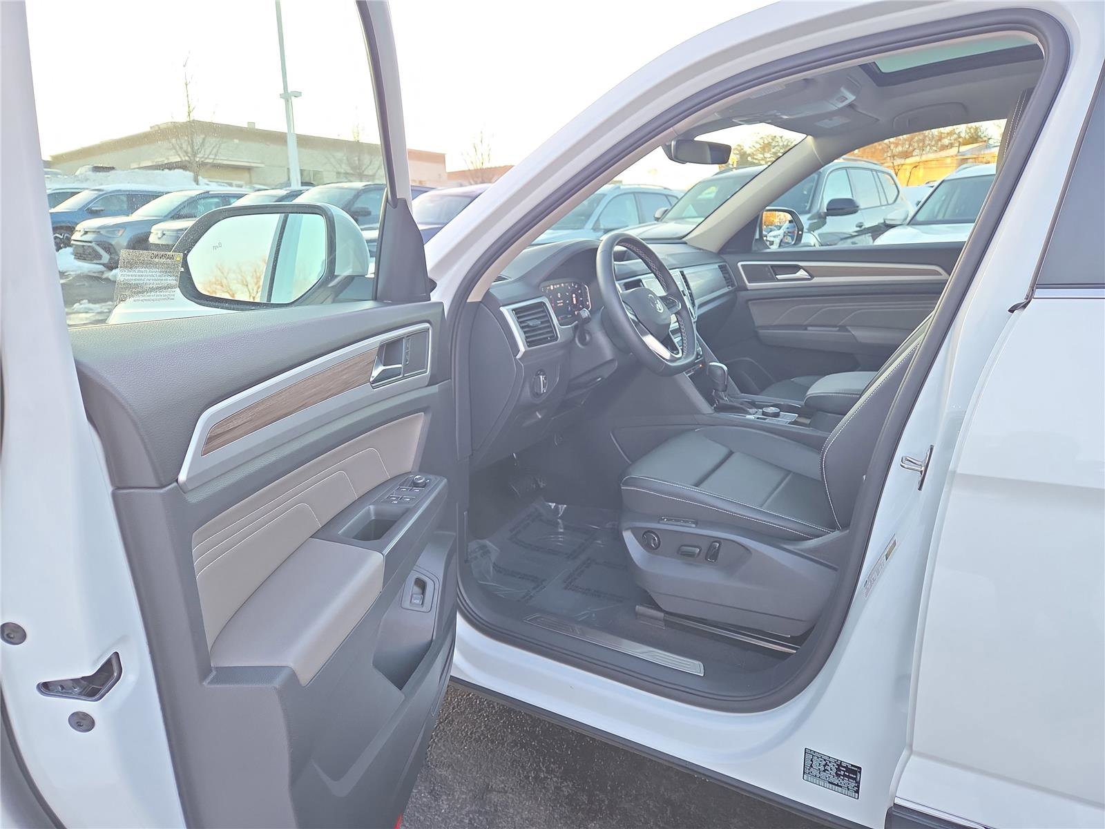 Certified 2023 Volkswagen Atlas SEL image 12