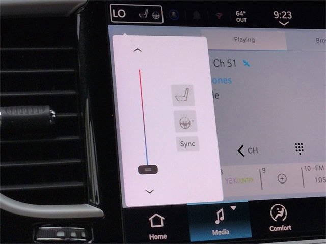 New 2025 Chrysler Voyager LX image 23