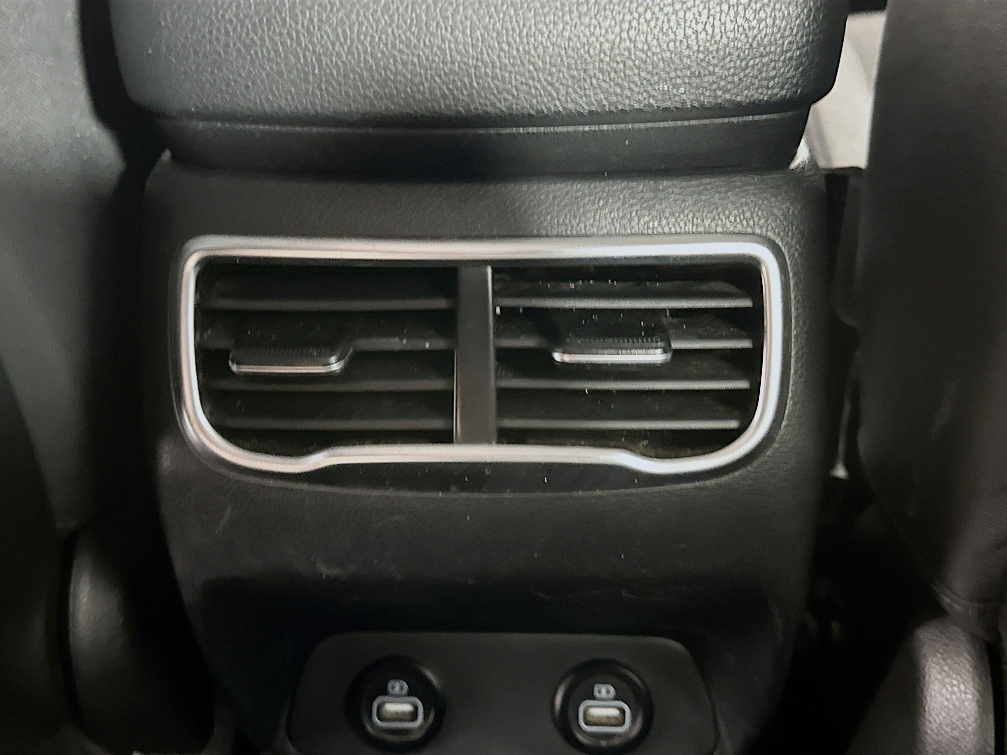 Used 2023 Hyundai Santa Fe SEL image 28