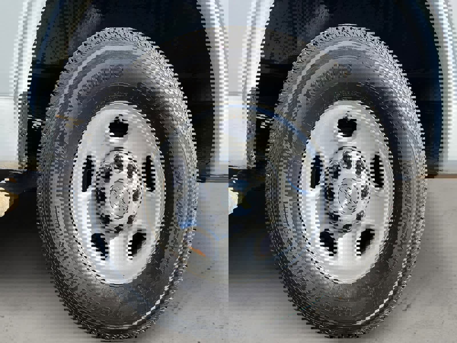 Used 2021 Chevrolet Express 3500 LS image 8