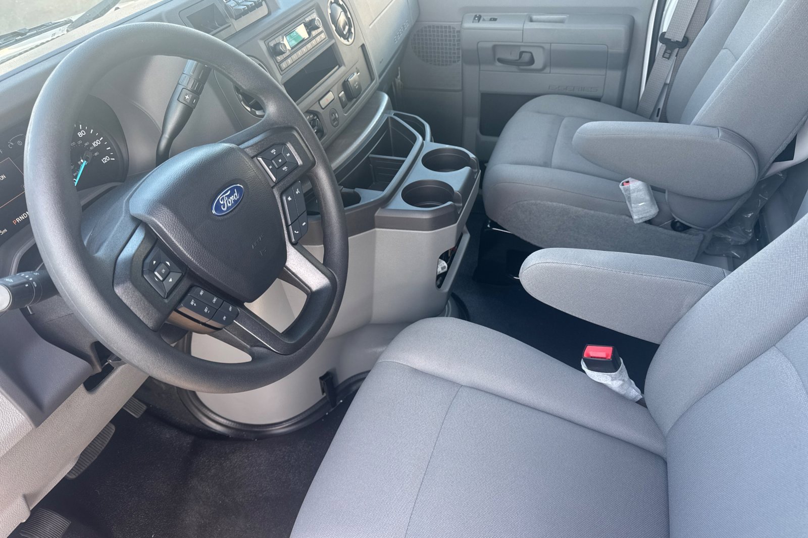 New 2026 Ford E-350 and Econoline 350 Super Duty w/ Power Equipment Group image 10