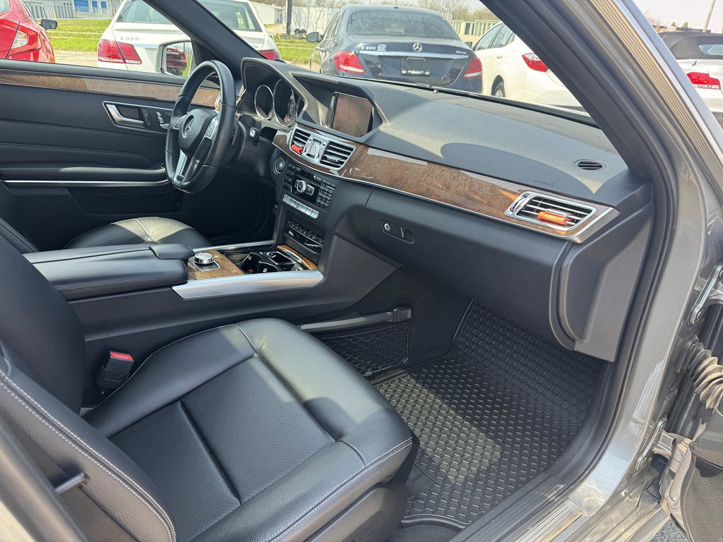 Used 2014 Mercedes-Benz E 350 4MATIC Sedan image 11