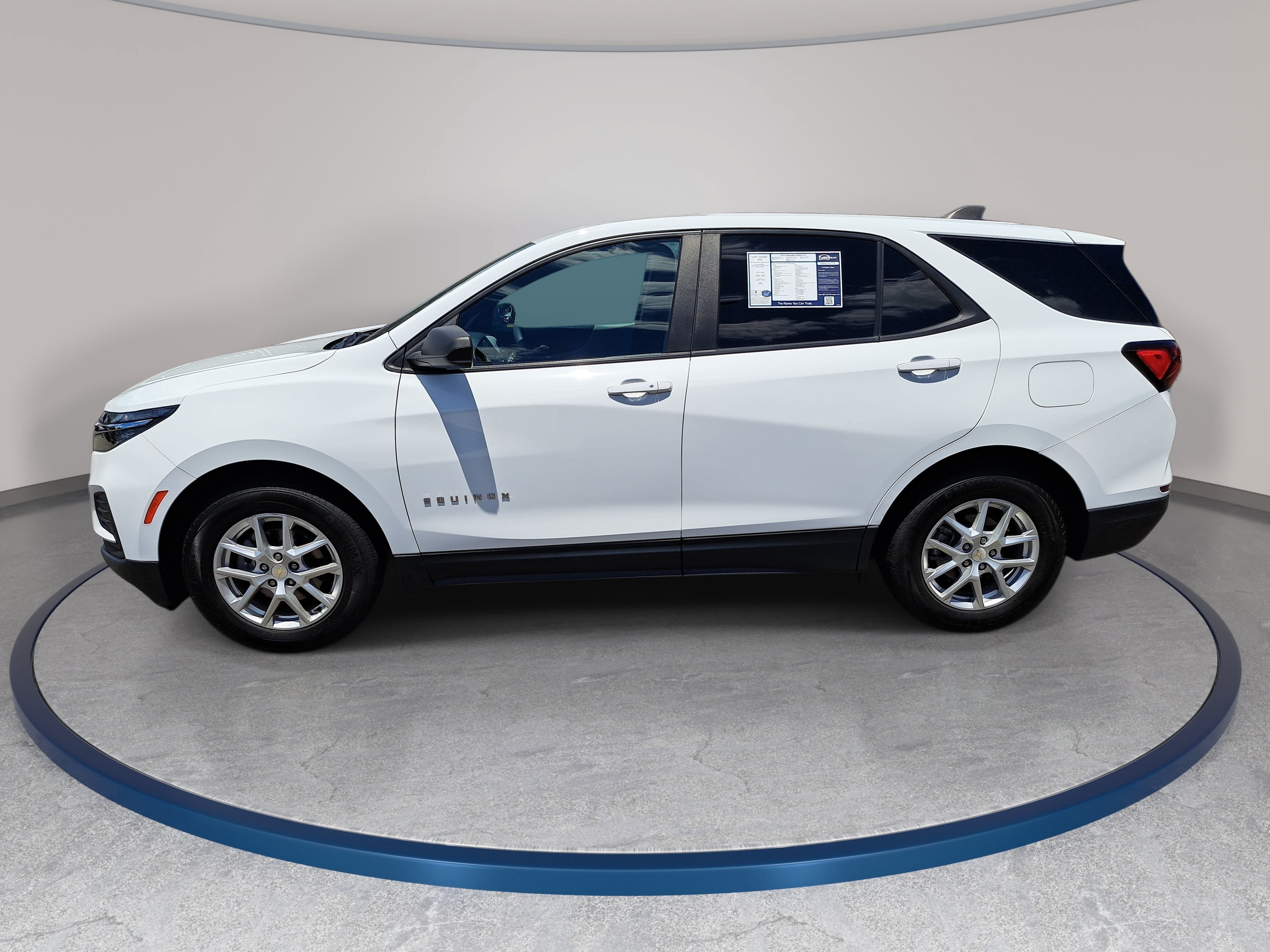 Used 2022 Chevrolet Equinox LS w/ LS Convenience Package FWD image 8
