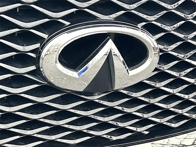 Certified 2024 INFINITI QX80 Premium Select w/ Cargo Package image 11