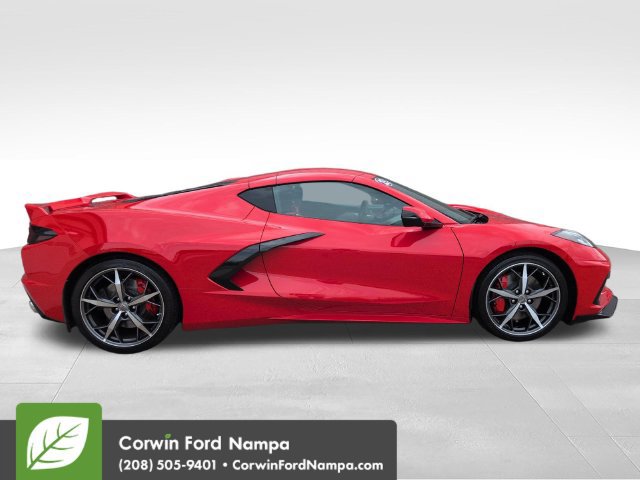 Used 2023 Chevrolet Corvette Stingray Premium Cpe w/ Z51 Performance Package RWD image 2