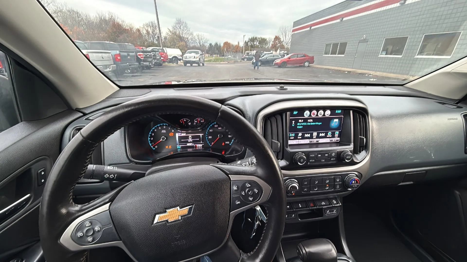 Used 2016 Chevrolet Colorado Z71 image 19