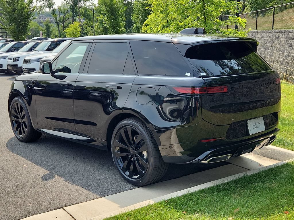 New 2026 Land Rover Range Rover Sport Dynamic SE AWD/4WD image 12