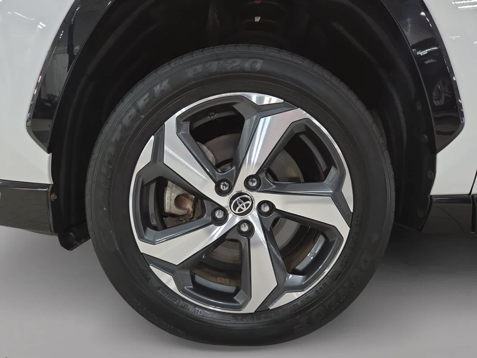 Used 2022 Toyota RAV4 SE w/ Carpet Mat Package (TMS) AWD/4WD image 9