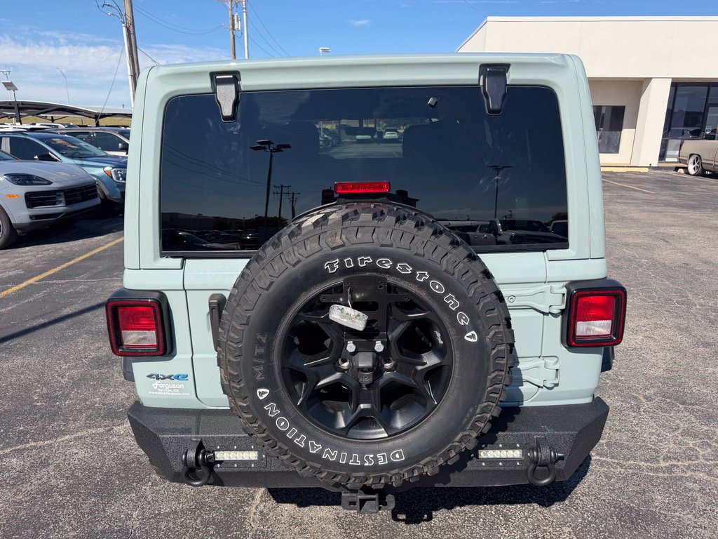 Used 2023 Jeep Wrangler Unlimited w/ Sun & Screen Package AWD/4WD image 16