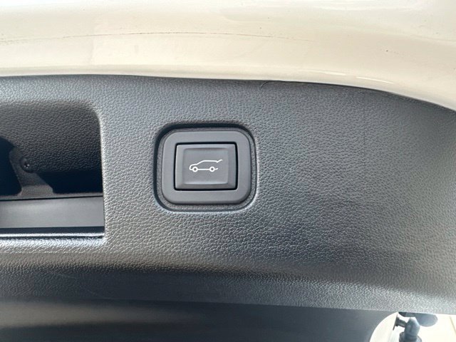 Used 2024 Chevrolet Blazer EV LT AWD/4WD image 23