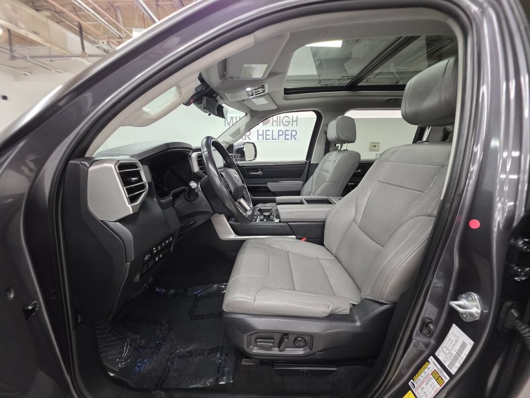 Used 2024 Toyota Tundra Limited AWD/4WD image 7