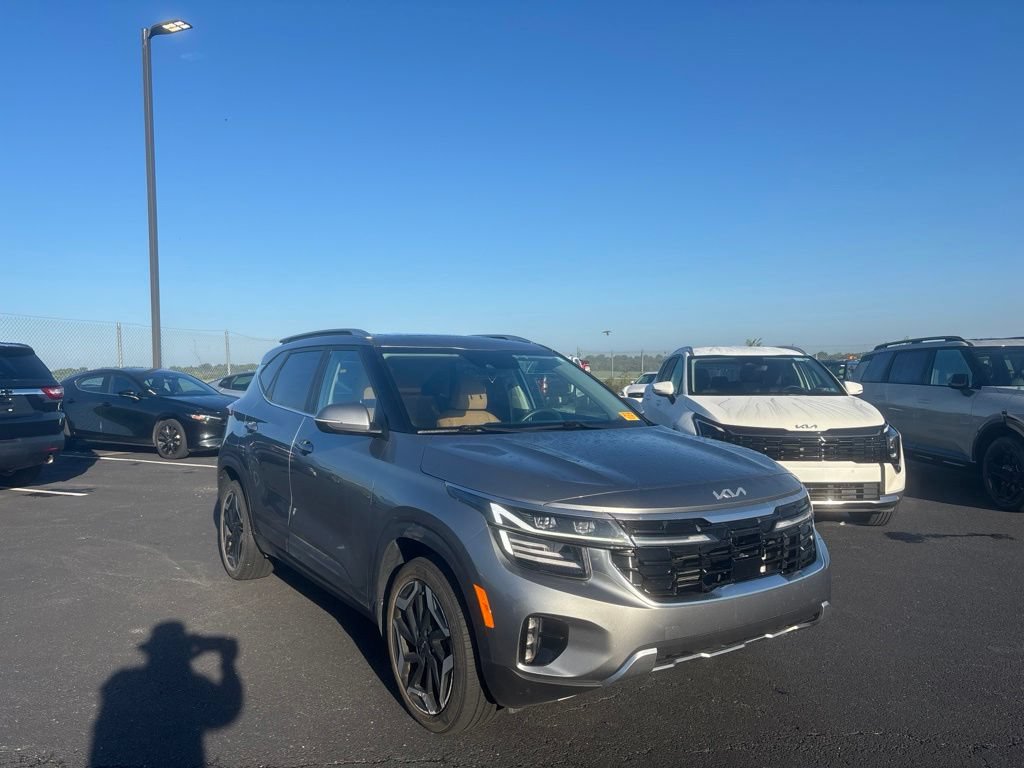 Certified 2024 Kia Seltos SX w/ SX Sunroof Package AWD/4WD image 1