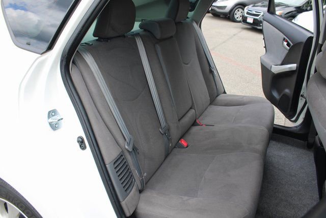 Used 2015 Toyota Prius Prime Plug-In Hybrid image 19