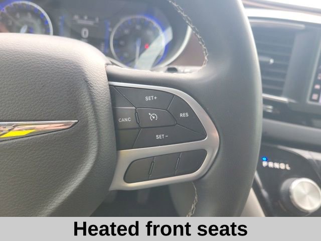 Used 2023 Chrysler Voyager LX image 12