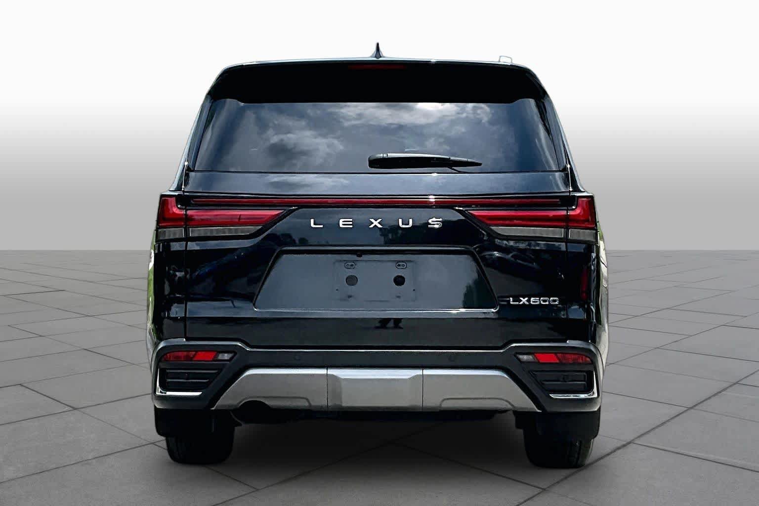 Used 2023 Lexus LX 600 4WD w/ Interior Upgrade Package image 5