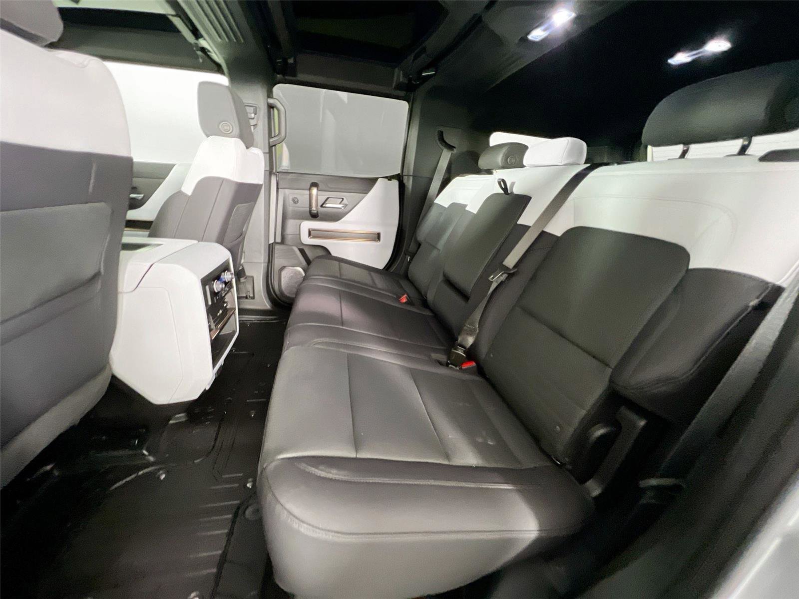 Used 2025 GMC Hummer EV 3X w/ Extreme Off-Road Package image 23