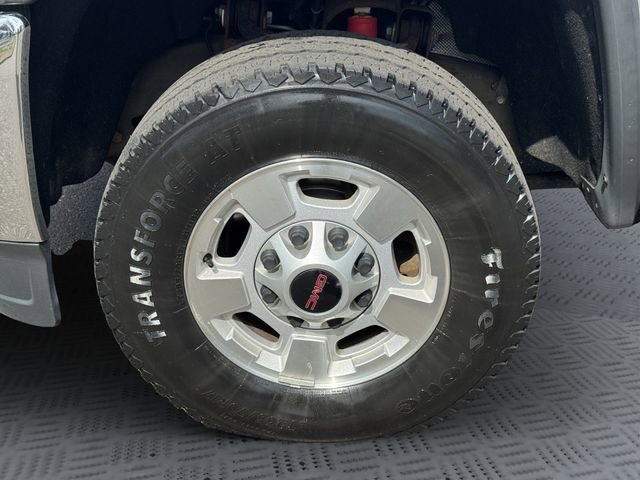 Used 2017 GMC Sierra 2500 SLE w/ HD SLE Preferred Plus Package AWD/4WD image 27