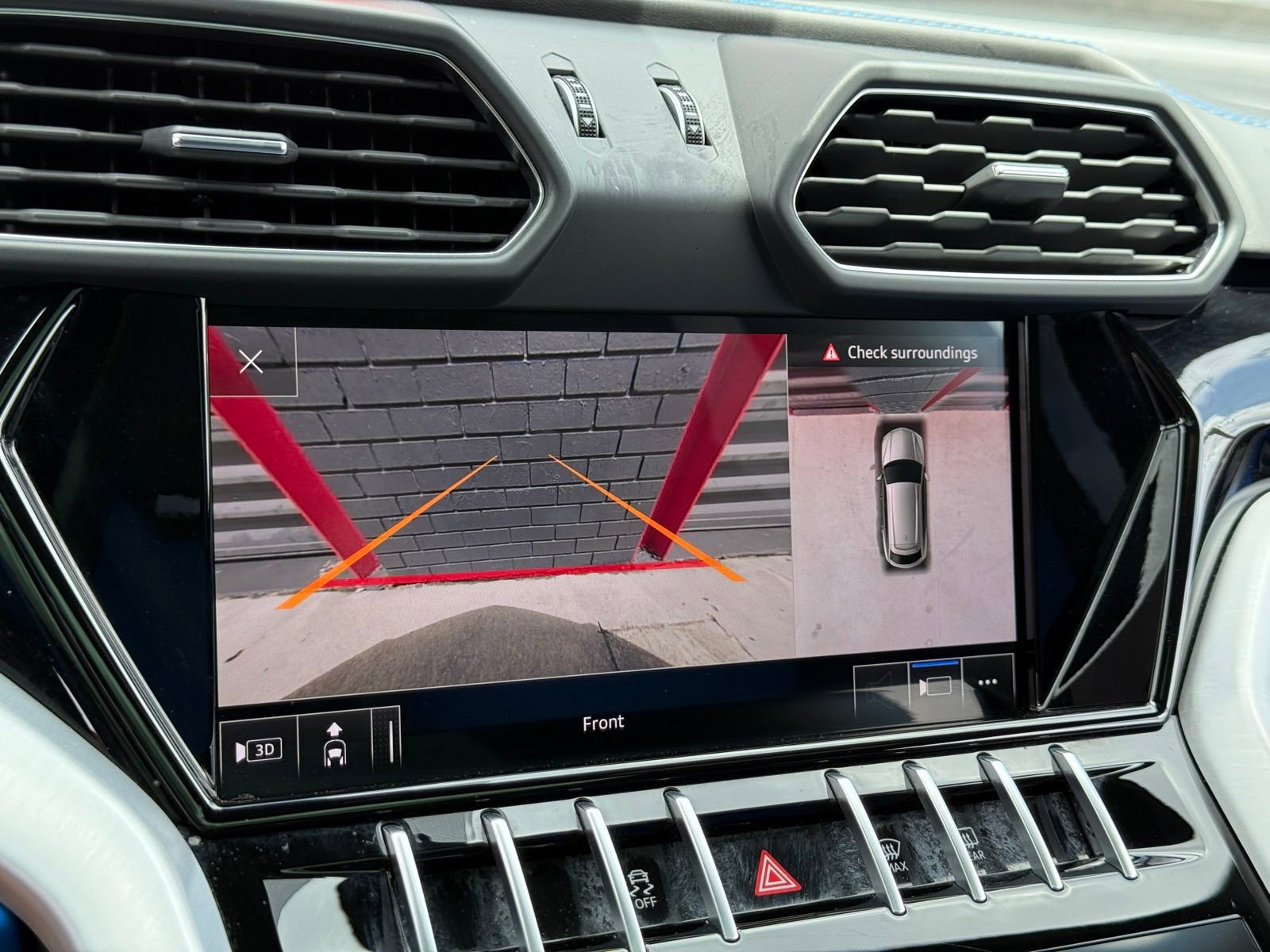 Used 2020 Lamborghini Urus image 34