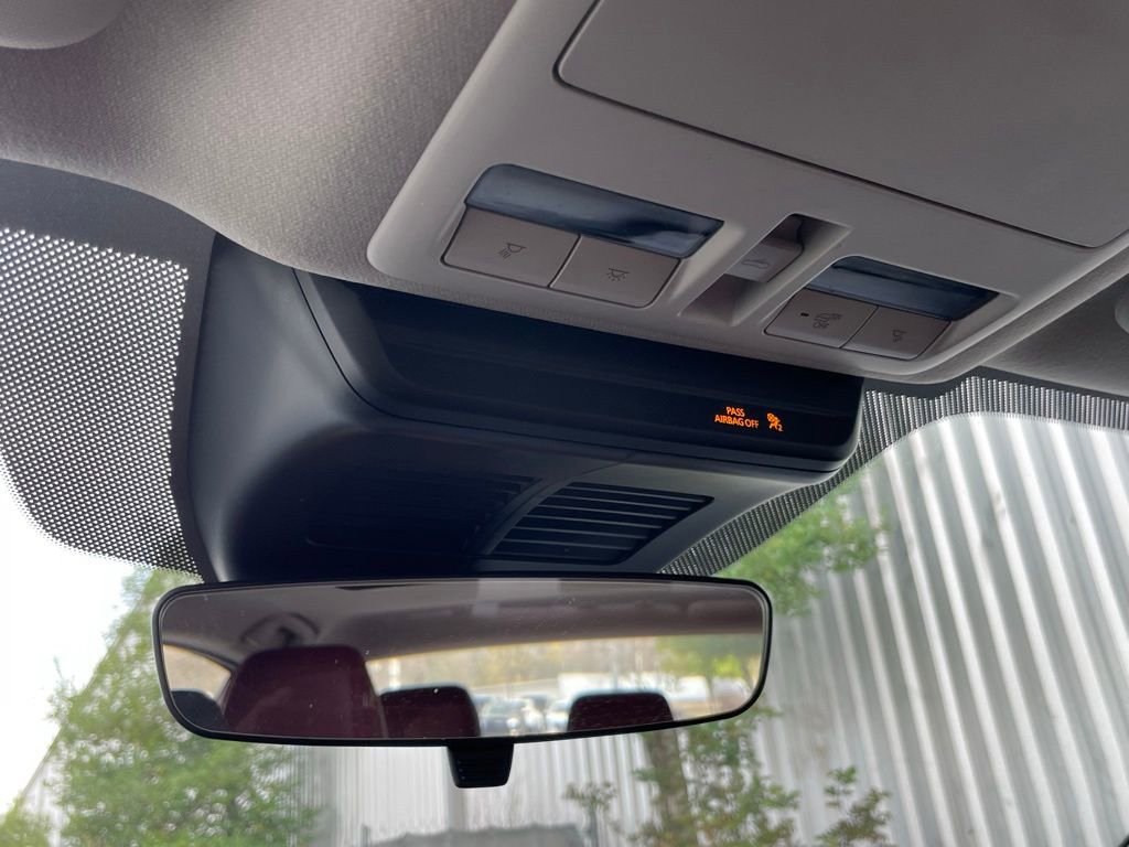 Used 2025 MAZDA MAZDA3 s image 21