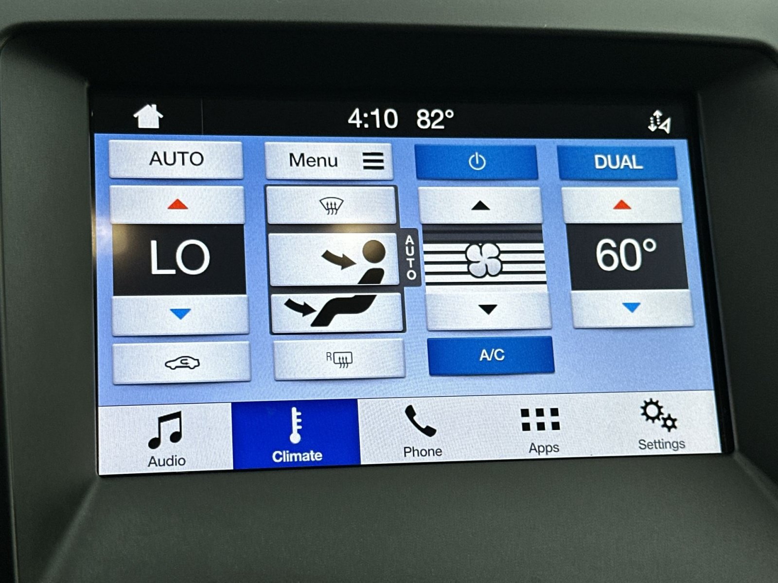 Used 2019 Ford Edge SEL w/ Equipment Group 201A AWD/4WD image 22