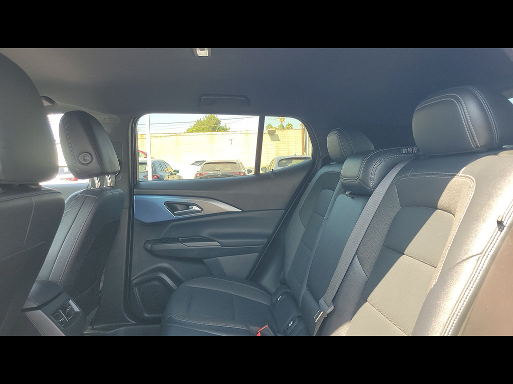 Used 2024 Chevrolet Equinox EV LT w/ LPO, Blackout Package FWD image 13