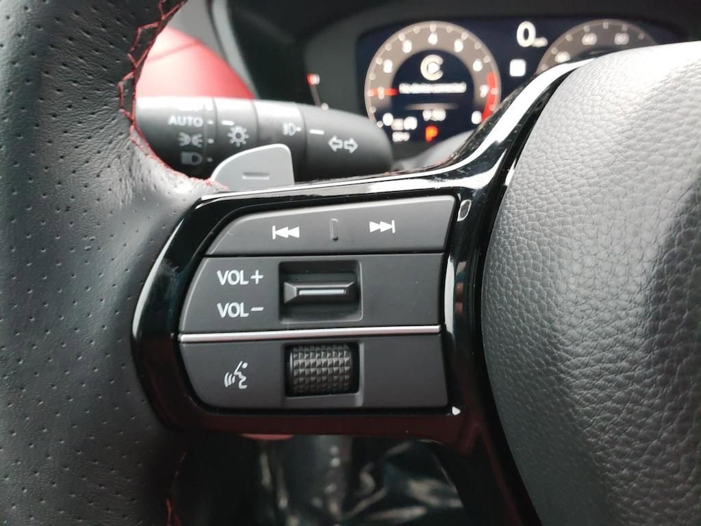 Certified 2025 Acura ADX A-Spec image 18