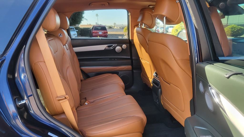 Used 2025 Genesis GV80 2.5T Advanced AWD/4WD image 19