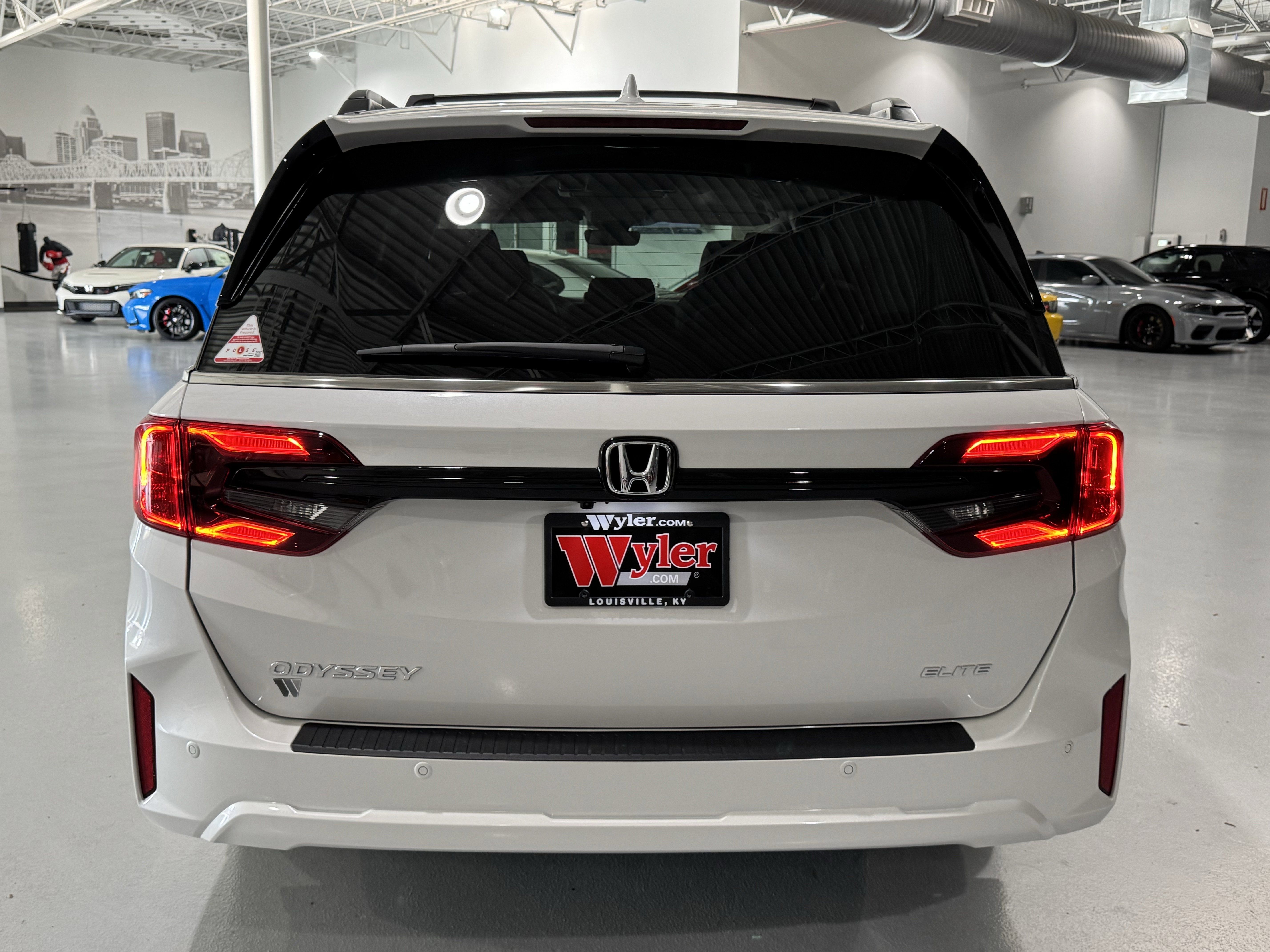 New 2026 Honda Odyssey Elite image 22