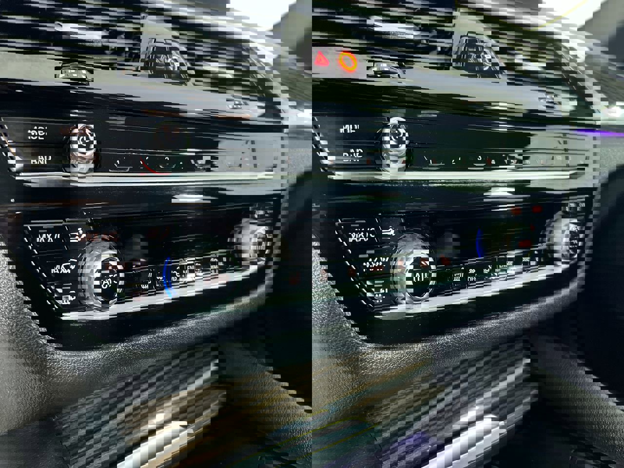 Used 2022 BMW 540i xDrive w/ Convenience Package image 24