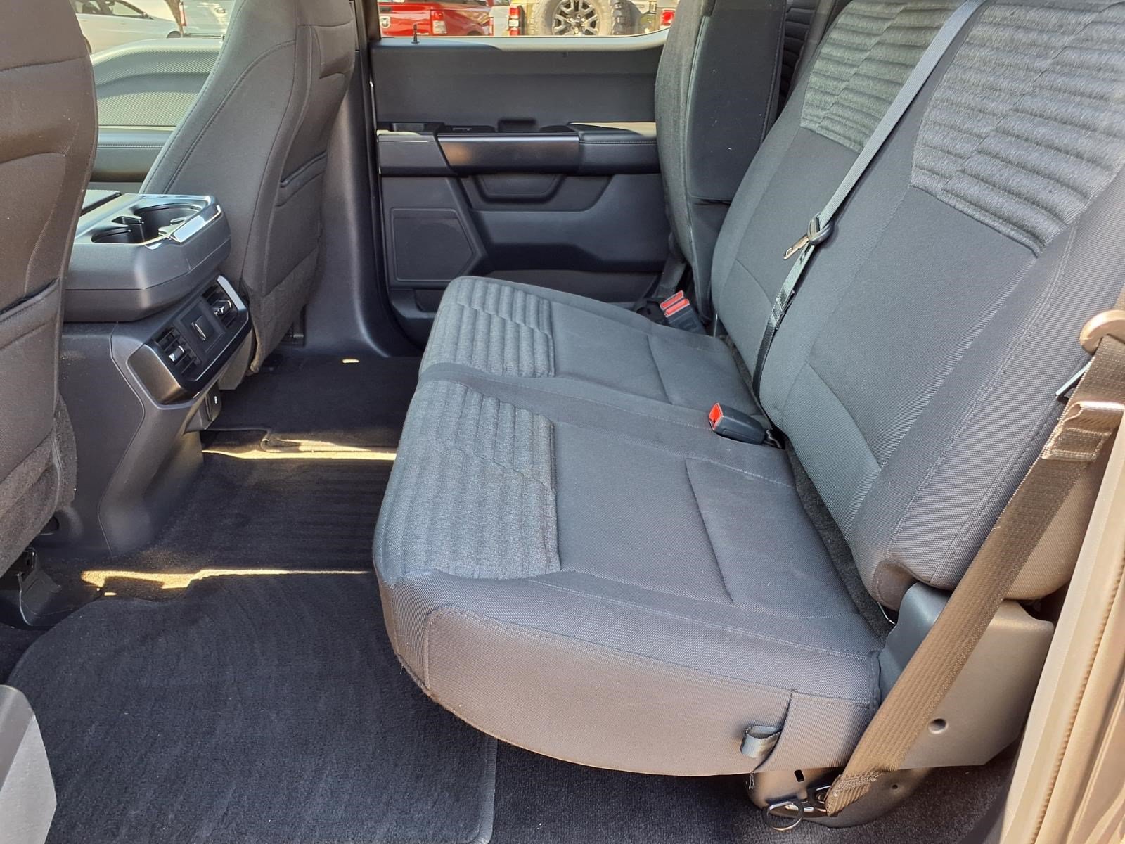 Used 2022 Ford F150 XL w/ STX Appearance Package RWD image 10