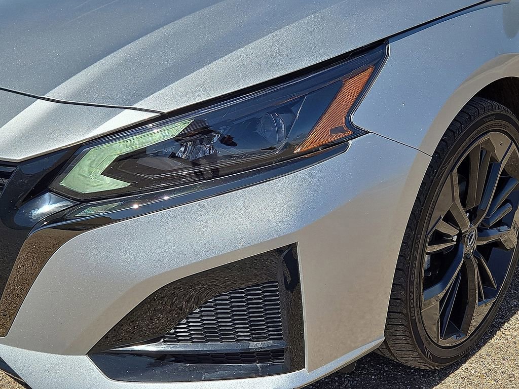 Used 2024 Nissan Altima 2.5 SR image 10