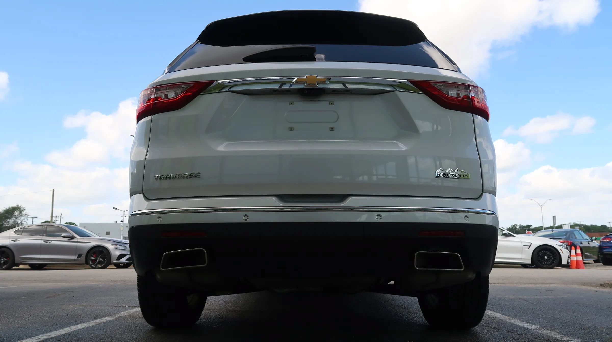 Used 2021 Chevrolet Traverse High Country FWD image 11