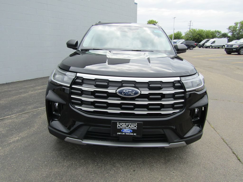 New 2026 Ford Explorer Active w/ Active Comfort Package AWD/4WD image 4