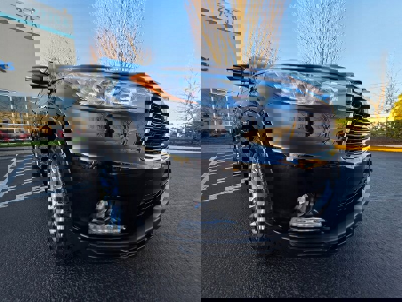 Used 2015 Toyota Highlander Limited Platinum image 10