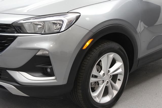 Used 2023 Buick Encore GX Preferred w/ Cold Weather Comfort Package AWD/4WD image 4