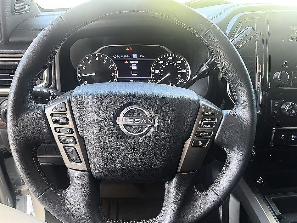 Used 2024 Nissan Titan Platinum Reserve w/ Moonroof Package AWD/4WD image 15
