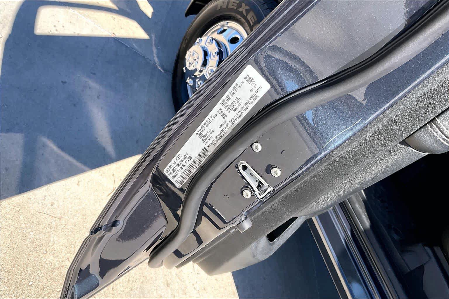 New 2027 RAM 3500 Big Horn AWD/4WD image 20