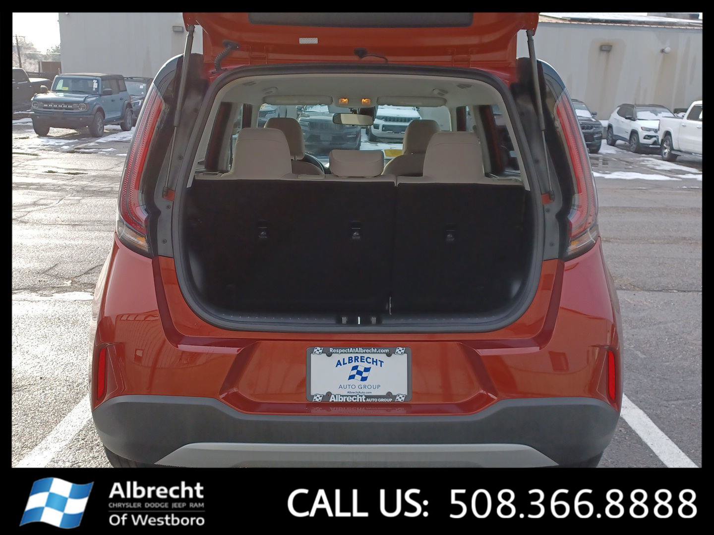 Used 2023 Kia Soul LX w/ LX Technology Package image 13