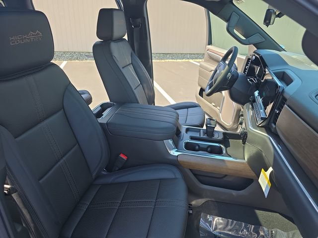 New 2026 Chevrolet Silverado 1500 High Country AWD/4WD image 11