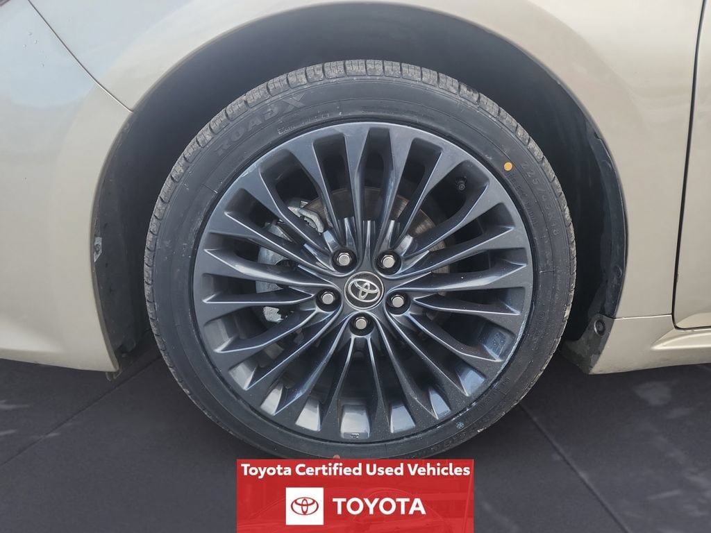 Certified 2016 Toyota Avalon Touring FWD image 16