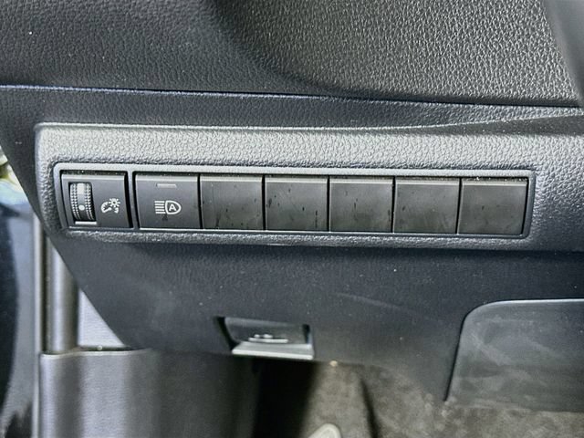 Certified 2022 Toyota Corolla SE w/ Carpet Mat Package (TMS) FWD image 11
