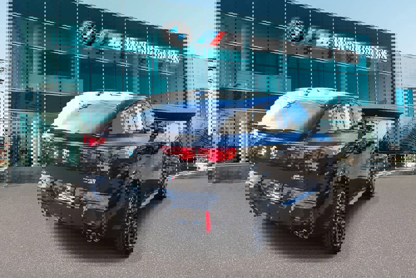 Used 2024 BMW X2 M35i w/ Premium Package image 4