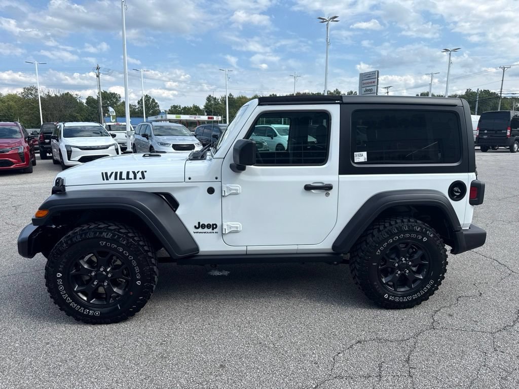 Used 2023 Jeep Wrangler Sport AWD/4WD image 9