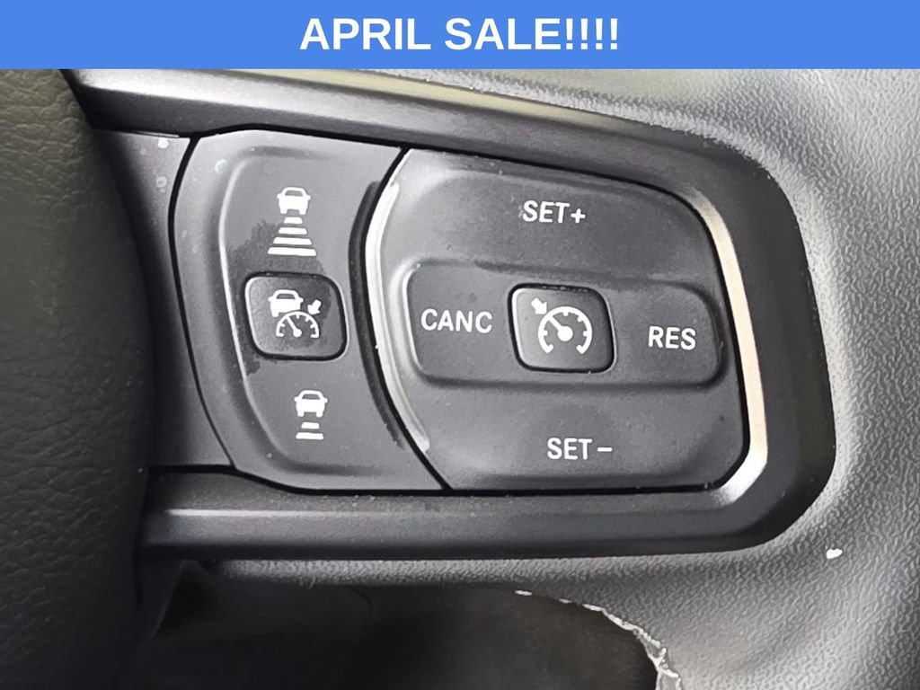 Used 2025 Jeep Gladiator Mojave w/ Convenience Group image 30