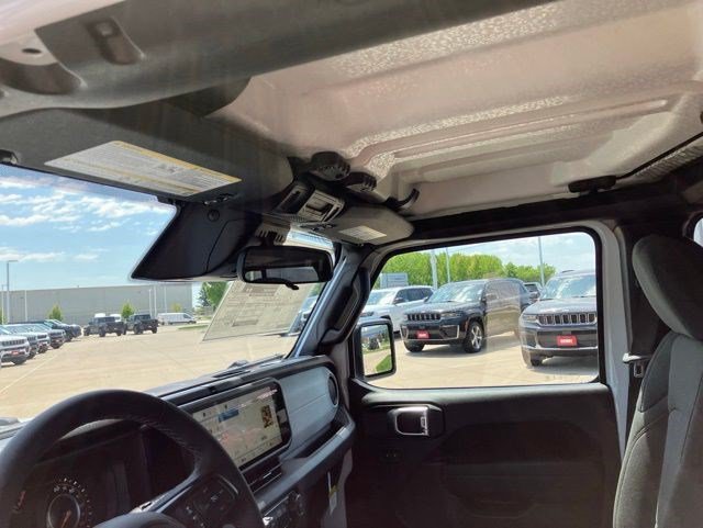 New 2026 Jeep Wrangler Unlimited Sport AWD/4WD image 14