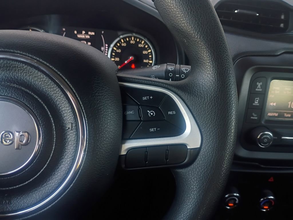 Used 2020 Jeep Renegade Sport image 25