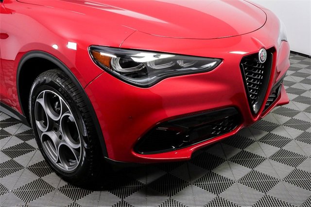 New 2025 Alfa Romeo Stelvio Sprint image 39